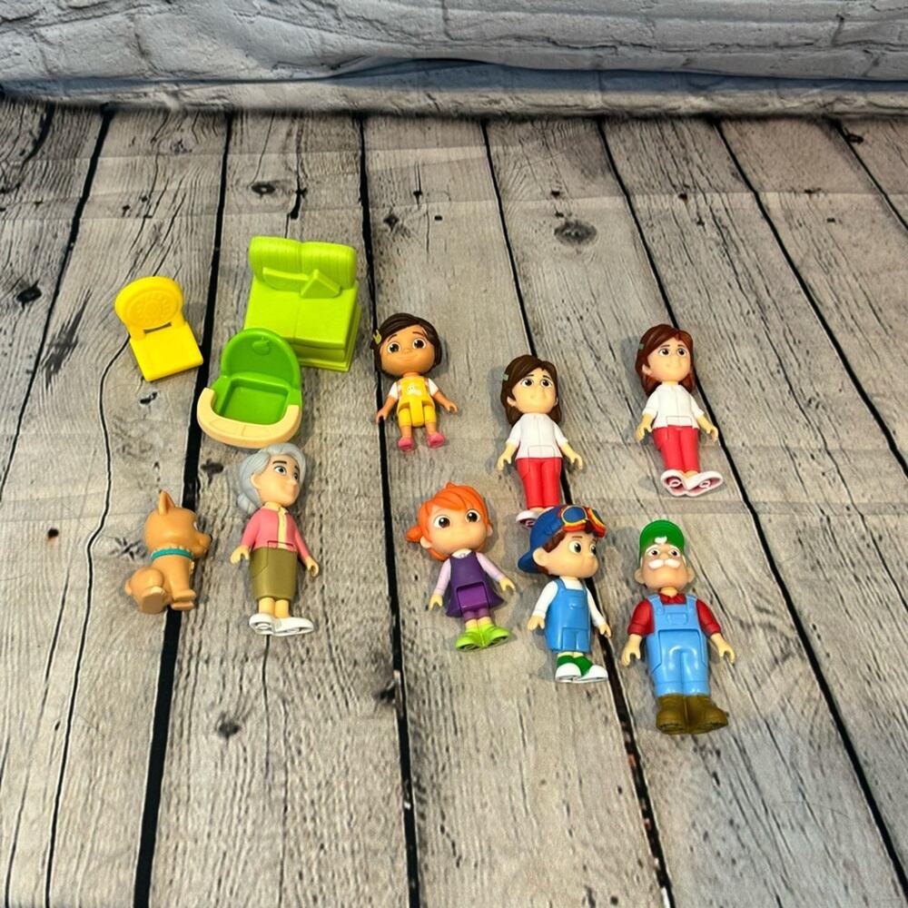 Cocomelon Lot of Assorted Figures